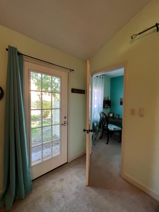 Ferienwohnung Cozy Loft With Parking And Private Patio W/ Grill Wilmington Exterior foto